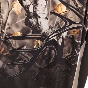 Legendary Whitetails Nature Print Long Sleeve Tee